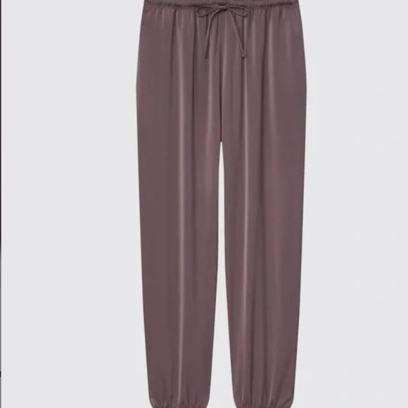 Uniqlo Pants - Uniqlo satin drape jogger pants. EUC. Size XL.